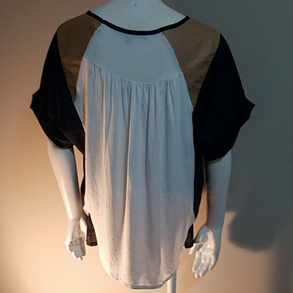 Ovi Blue Leopard Print Blouse (Medium) - Picture 5 of 6